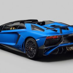 2016 Lamborghini Aventador LP750 4 SV Roadster 2 Wallpapers