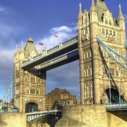 Tower Bridge, London, architecture