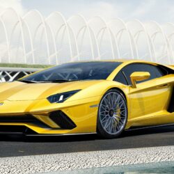 2017 Lamborghini Aventador S Wallpapers