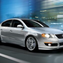 2010 Volkswagen Passat Wallpapers Pictures Specifications