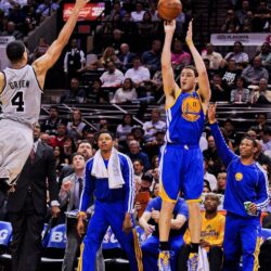 Klay Thompson Dominates In First Half, Warriors Beat Spurs In Game