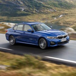 2019 BMW 3 Series gets trick chassis and iDrive tech, $40,200 price
