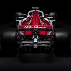 2018 Sauber C37 F1 car launch pictures