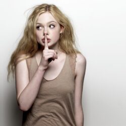 64+ Elle Fanning Wallpapers