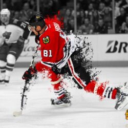I dabble in Photoshop; here’s a Hossa wallpapers I made. : hawks