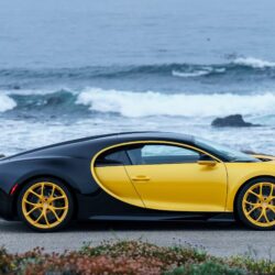 2018 Bugatti Chiron Yellow and Black 4K 3 Wallpapers