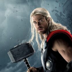 128 Chris Hemsworth HD Wallpapers