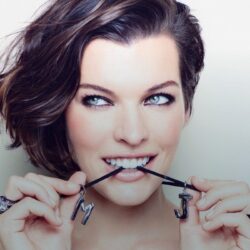 Milla Jovovich Wallpapers