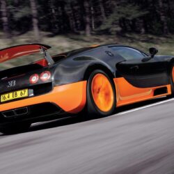 26 Bugatti Veyron 16.4 Grand Sport HD Wallpapers