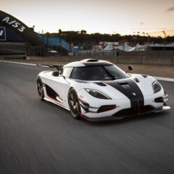 KOENIGSEGG LOGO WALLPAPER HD