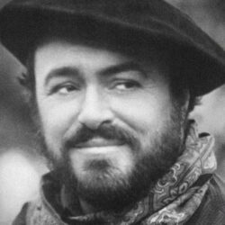 Luciano Pavarotti photo 2 of 7 pics, wallpapers