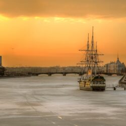 Wallpapers St. Petersburg, Russia, morning, city, river, boat, house