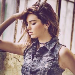 83 Kendall Jenner HD Wallpapers