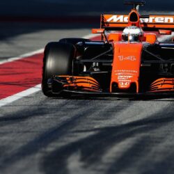Mercedes and Ferrari Are Unwilling to Supply McLaren With F1
