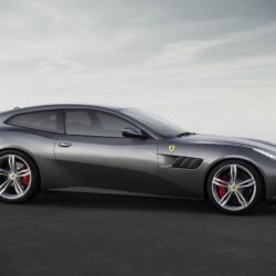 2017 FERRARI GTC4LUSSO T WALLPAPERS DOWNLOAD