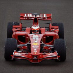 HD Wallpapers 2008 Formula 1 Testing