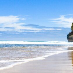 iPhone X 4k Wallpapers beach sand ocean blue
