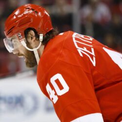 Henrik Zetterberg injury: Red Wings captain scratched with upper
