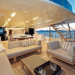 1 Benetti Yacht: Classic Supreme 132