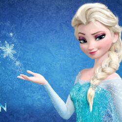 Snow Queen Elsa in Frozen Wallpapers