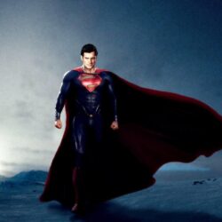 Flying Man of Steel Wallpapers 14