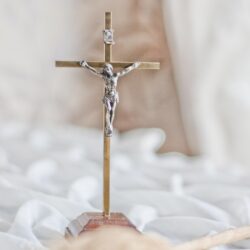 Crucifix · Free Stock Photo