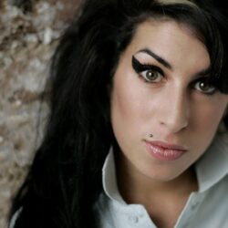 Amy Winehouse Wallpapers 32913 ~ HDWallSource