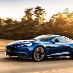 2017 Aston Martin Vanquish S Wallpapers & HD Image