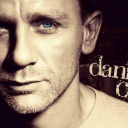 88 Daniel Craig HD Wallpapers